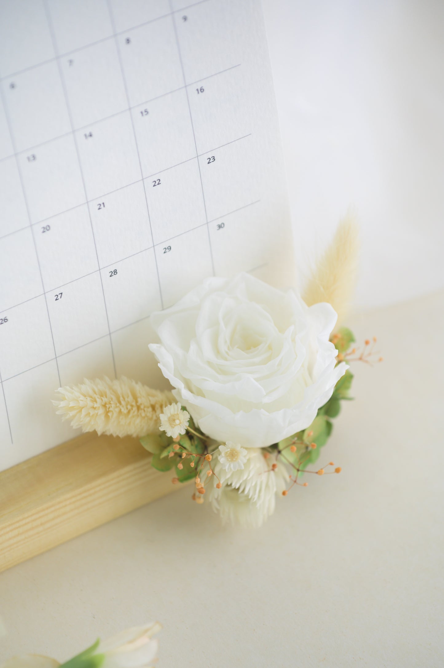 Blooming Year 2025 Desk Floral Calendar