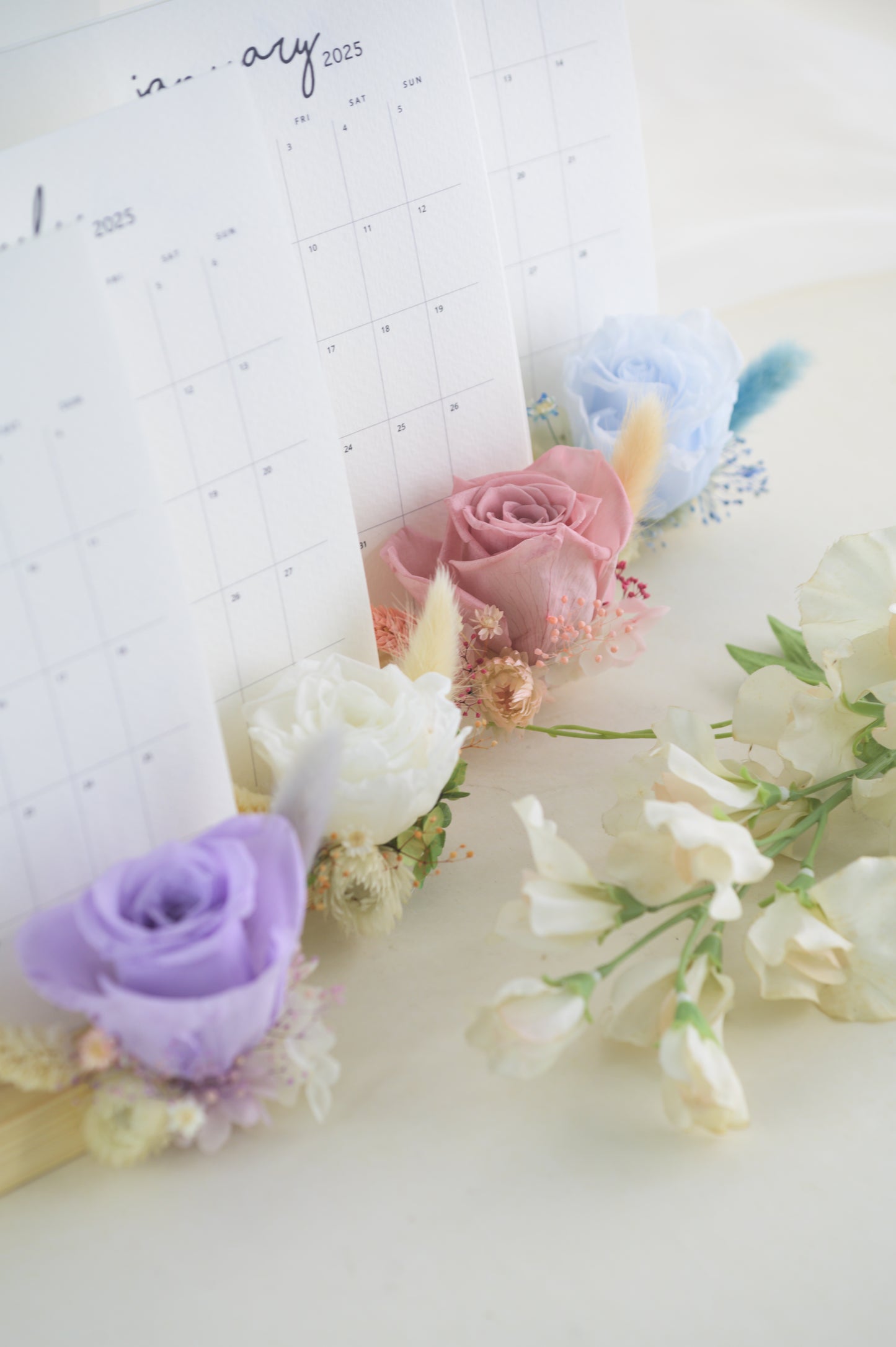 Blooming Year 2025 Desk Floral Calendar